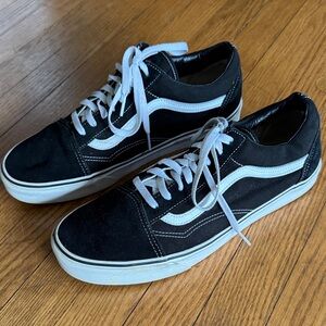 Vans Men's Classic Sneakers